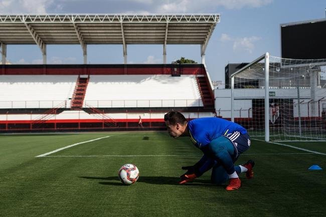 Com atividade no est�dio Ant�nio Accioly, do Atl�tico-GO, o Cruzeiro encerrou a prepara��o para enfrentar o Goi�s, pela 22� rodada da S�rie B. A partida est� marcada para 21h30 desta ter�a-feira, na Serrinha, em Goi�nia.