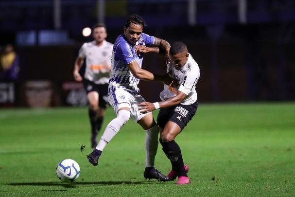Fotos da partida entre Ava e Atltico, pelo Campeonato Brasileiro