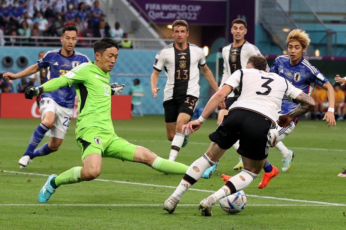 Pela primeira rodada do Grupo E da Copa do Mundo, Alemanha e Japo se enfrentam no  Estdio Internacional Khalifa, em Doha