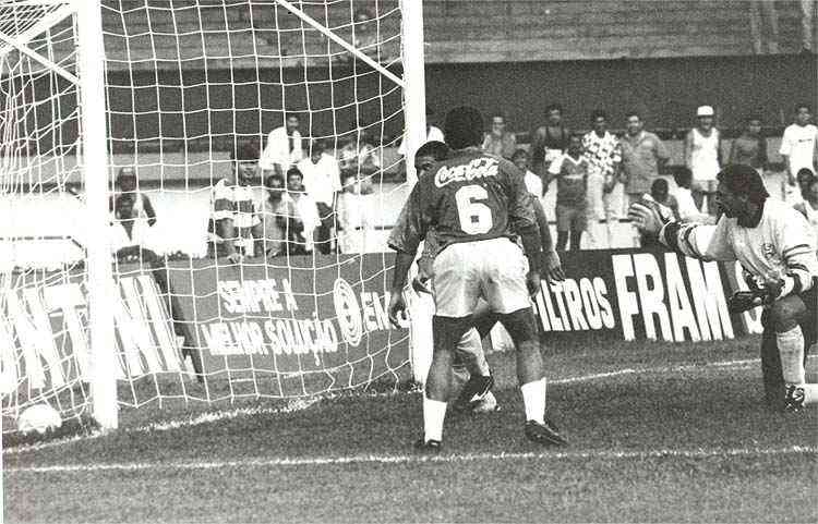 07/11/1993. Paulo Filgueiras/EM/D.A Press