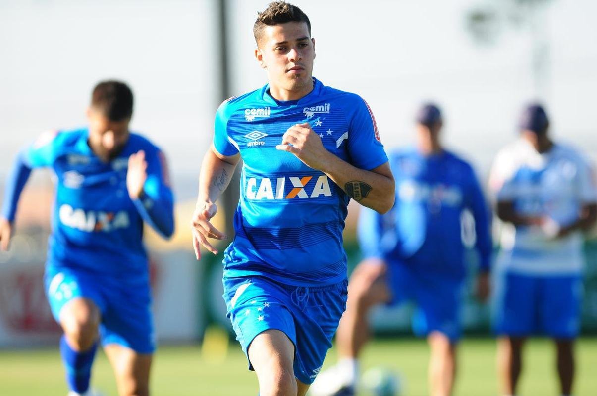 2017 - Messidoro (meia): contrapeso na venda do atacante Ramn bila ao Boca Juniors, o argentino no foi muito aproveitado pelo tcnico Mano Menezes e disputou somente quatro partidas.