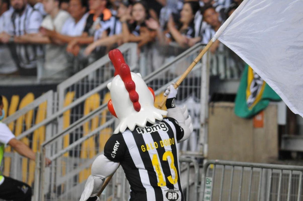 Fotos da partida entre Atltico e Athletico-PR, neste domingo (7), no Mineiro, pela 21 rodada do Campeonato Brasileiro