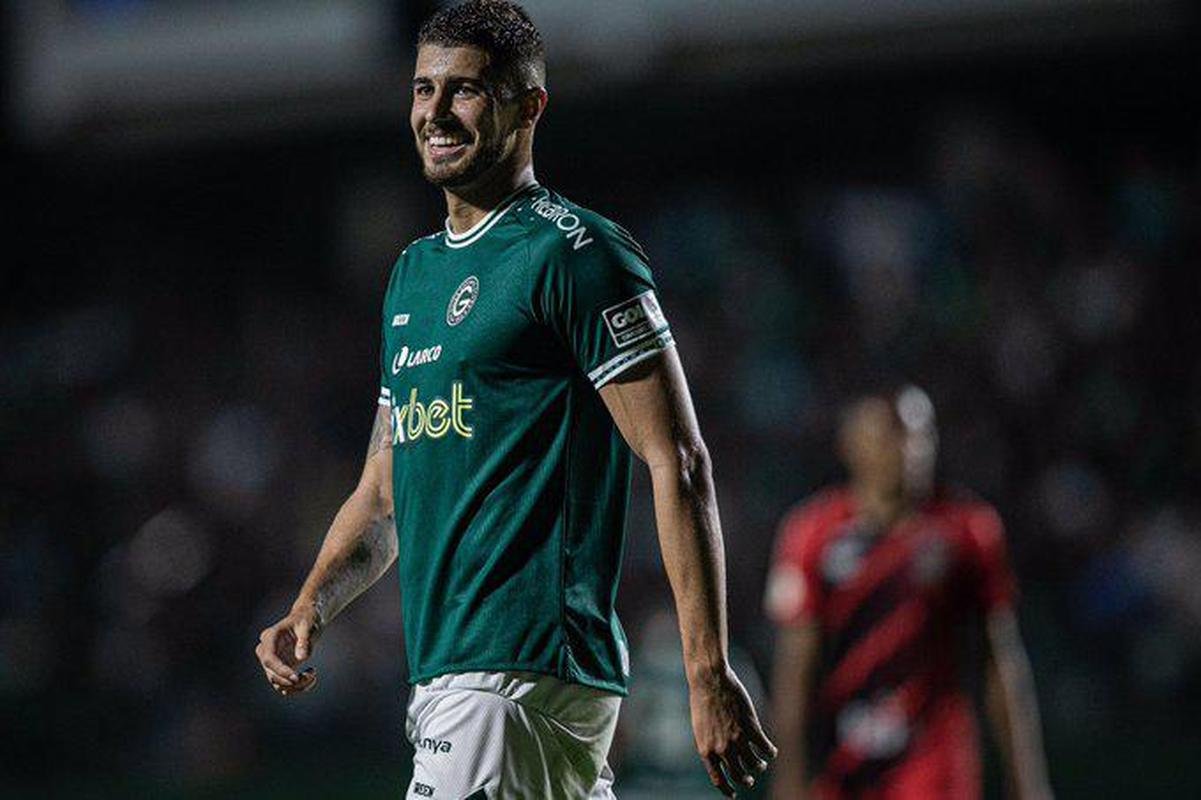 9 - Pedro Ral (Gois) - 29 jogos e 15 gols