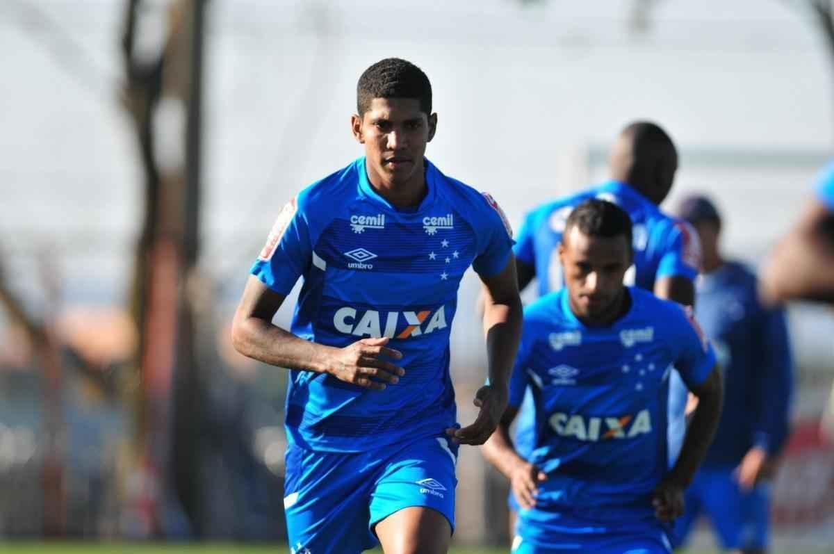 Fotos do treino do Cruzeiro desta sexta-feira, na Toca da Raposa II (Alexandre Guzanshe/EM D.A Press)