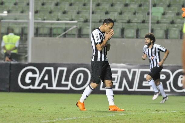 Imagens do clssico de ida da semifinal do Mineiro, entre Atltico e Amrica, no Independncia
