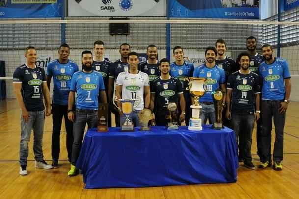 Campees da Superliga Masculina de Vlei no ltimo domingo, jogadores receberam jornalistas no Ginsio do Barro Preto, nesta quarta-feira, e comentaram sobre conquista e futuro da equipe