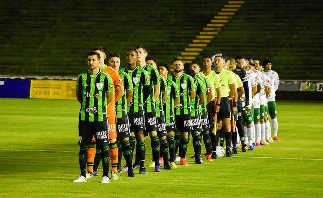 Amrica perdeu para o Uberlndia por 2 a 1