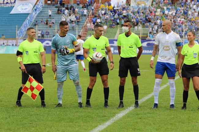 Dois caldenses passam na peneira inicial do Cruzeiro Esporte Clube