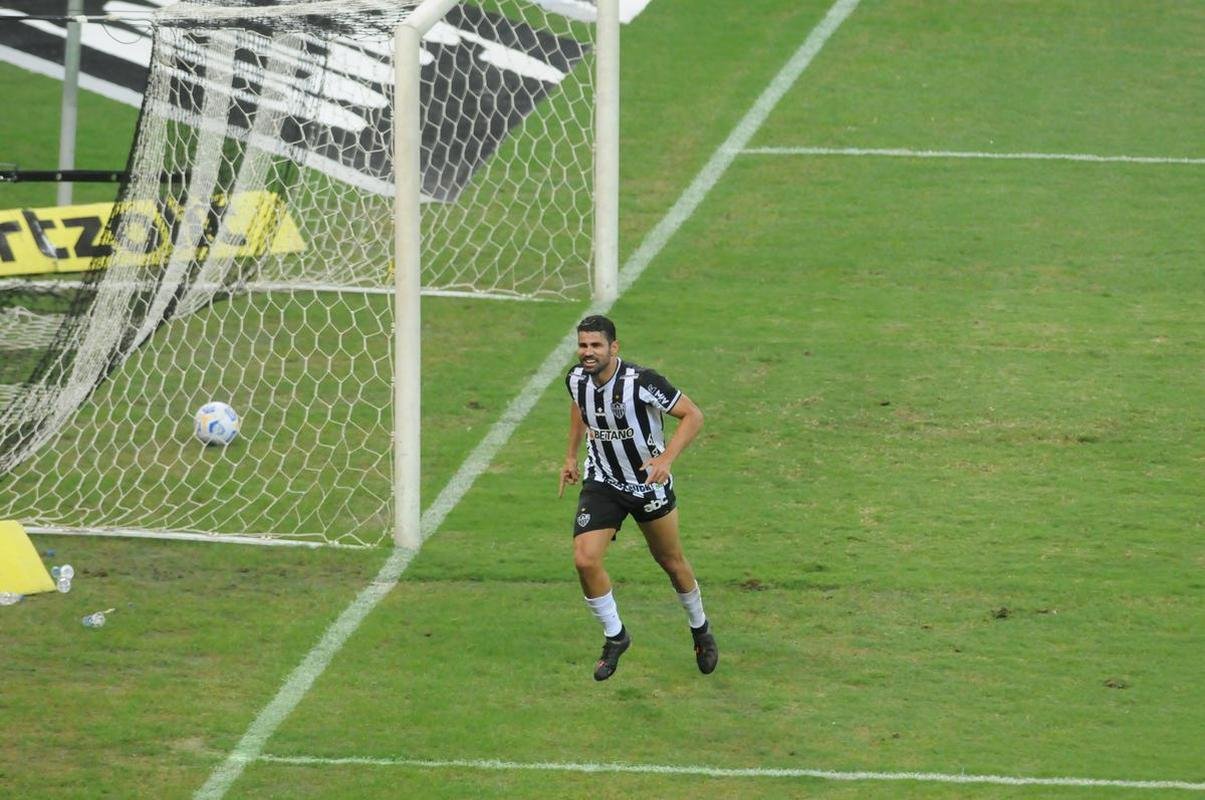 Fotos do jogo entre Atltico e Cear, no Mineiro, pela 25 rodada da Srie A do Campeonato Brasileiro