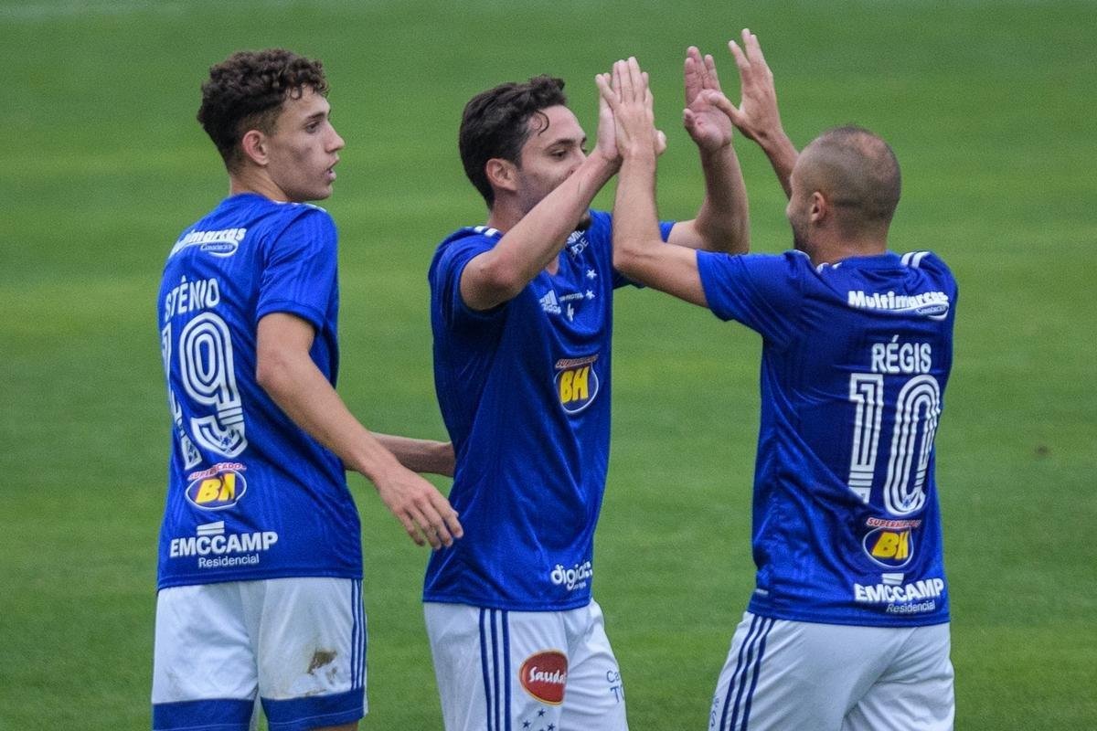 Equipes se enfrentaram neste domingo, no Orlando Scarpelli, em Florianpolis