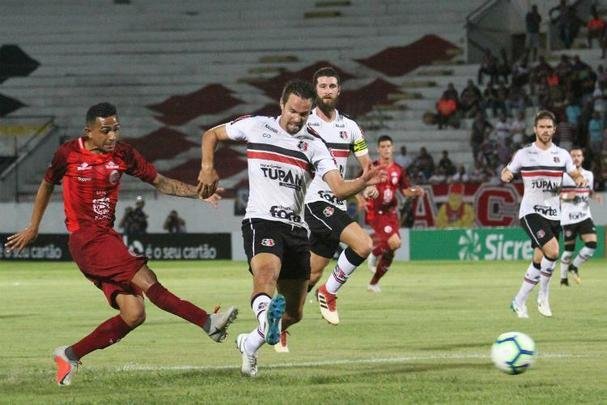 Náutico e Santa Cruz se enfrentaram de maneira inédita pela Copa do Brasil
