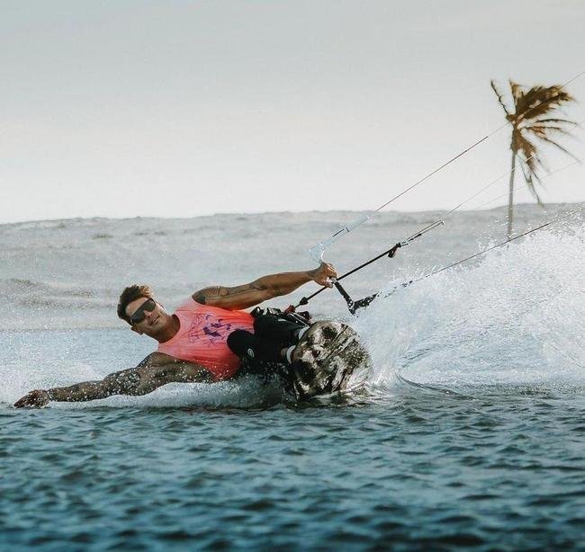 Fernando Fernandes participou do BBB2 e  atleta da paracanoagem