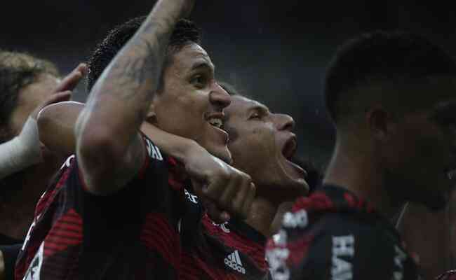 Willian Arão marcou o gol da vitória do Flamengo sobre o Vasco no Maracanã