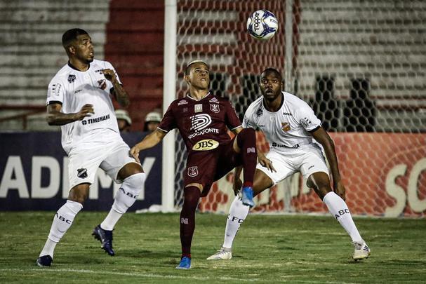 Em jogo válido pela 5ª rodada da Copa do Nordeste, o Náutico recebeu o ABC, nos Aflitos, buscando encaminhar a classificação para a segunda fase do torneio regional