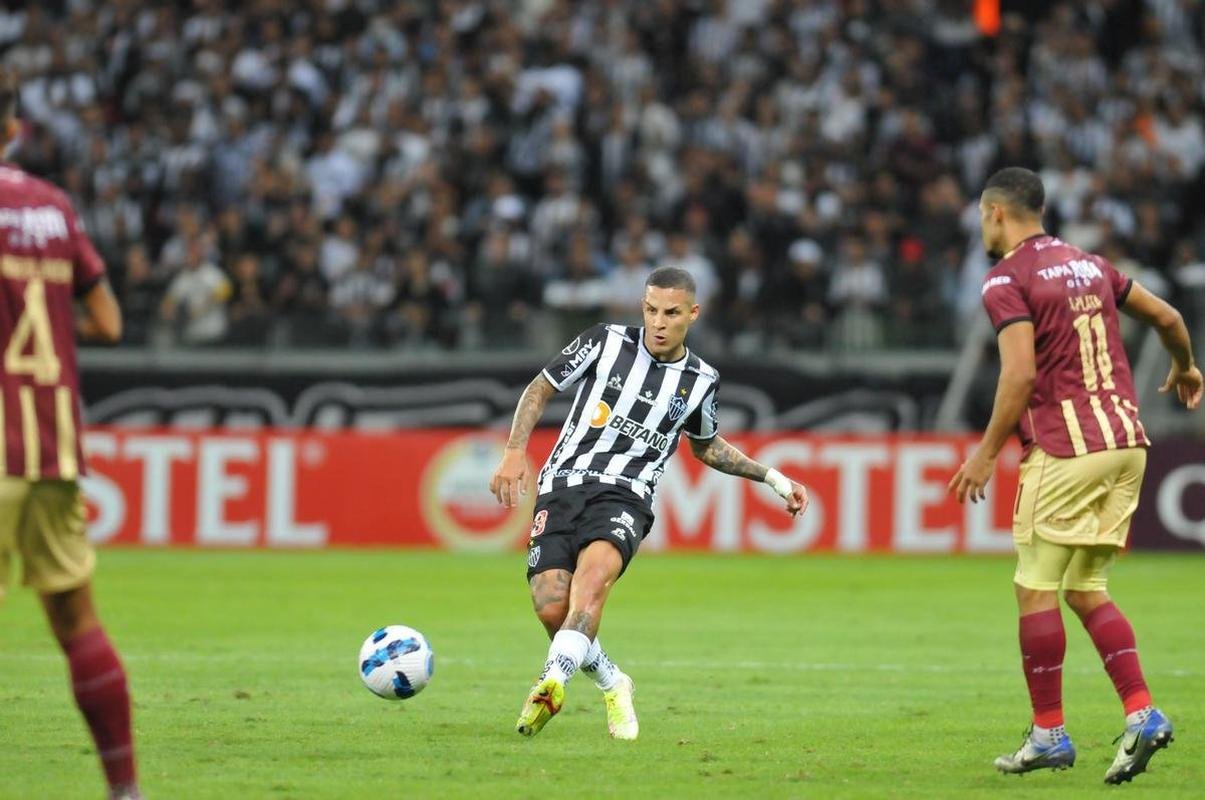 Fotos do jogo entre Atltico e Tolima, no Mineiro, em Belo Horizonte, pela sexta rodada do Grupo D da Copa Libertadores