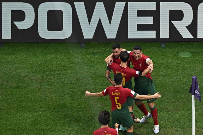 Duelo pela 2 rodada do Grupo H da Copa do Mundo acontece no Estdio Icnico de Lusail, em Lusail, no Catar