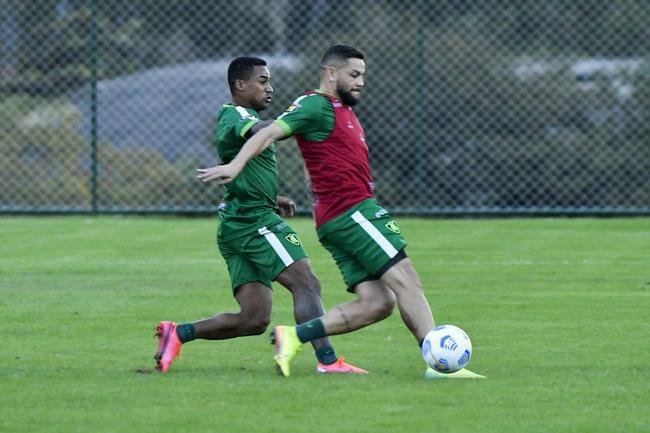 Mancini comandou primeiras atividades no Coelho nesta semana