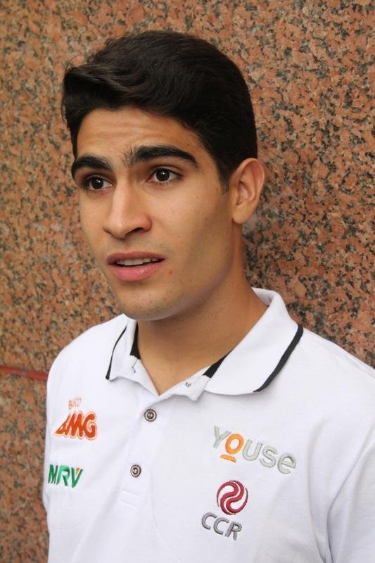 Sette Cmara confirmou que, alm de trabalhar na F1, continuar competindo na categoria atual em 2019