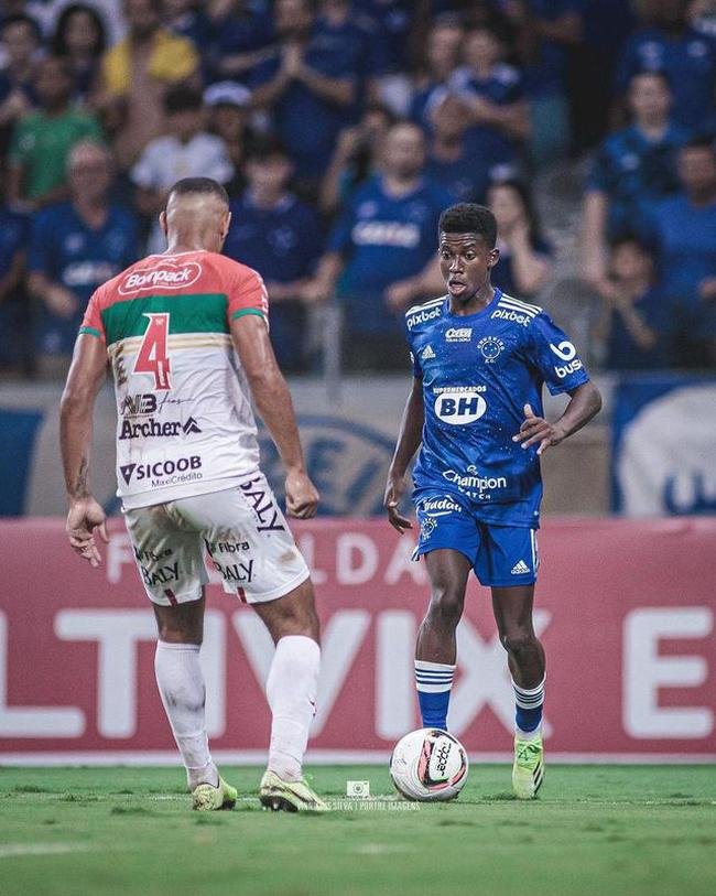 Jhosefer, atacante do Cruzeiro