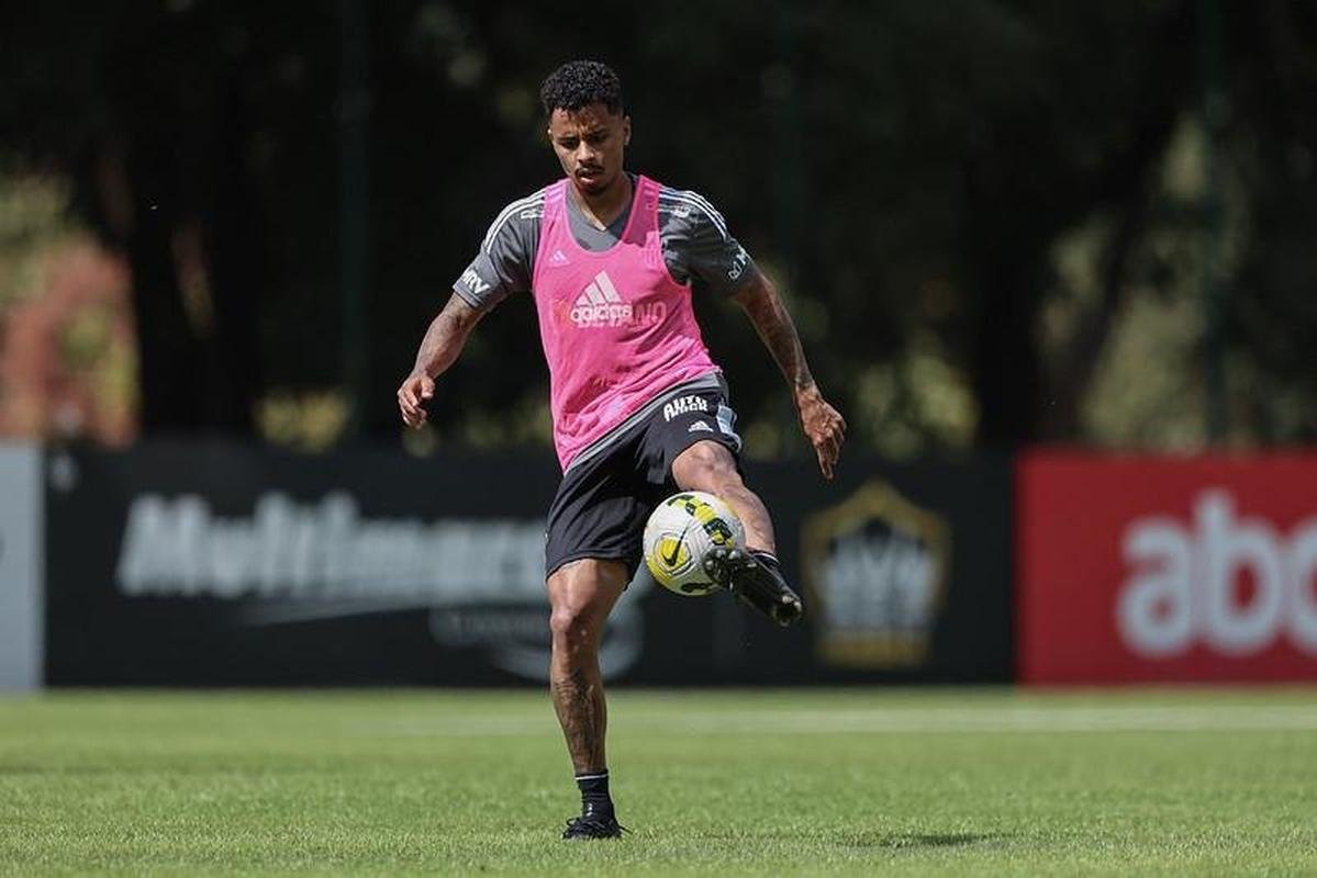 Atltico treina na Cidade do Galo sob o comando de Lucas Gonalves, tcnico interino permanente. Turco Mohamed foi demitido na manh desta sexta-feira (22).