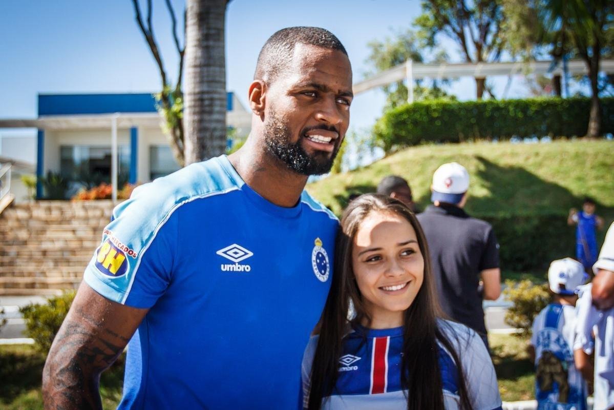 Cruzeiro treinou na manh desta sexta-feira (01/02), na Toca da Raposa II