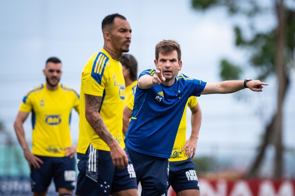 Fotos do treino do Cruzeiro desta tera-feira (26/10) na Toca II