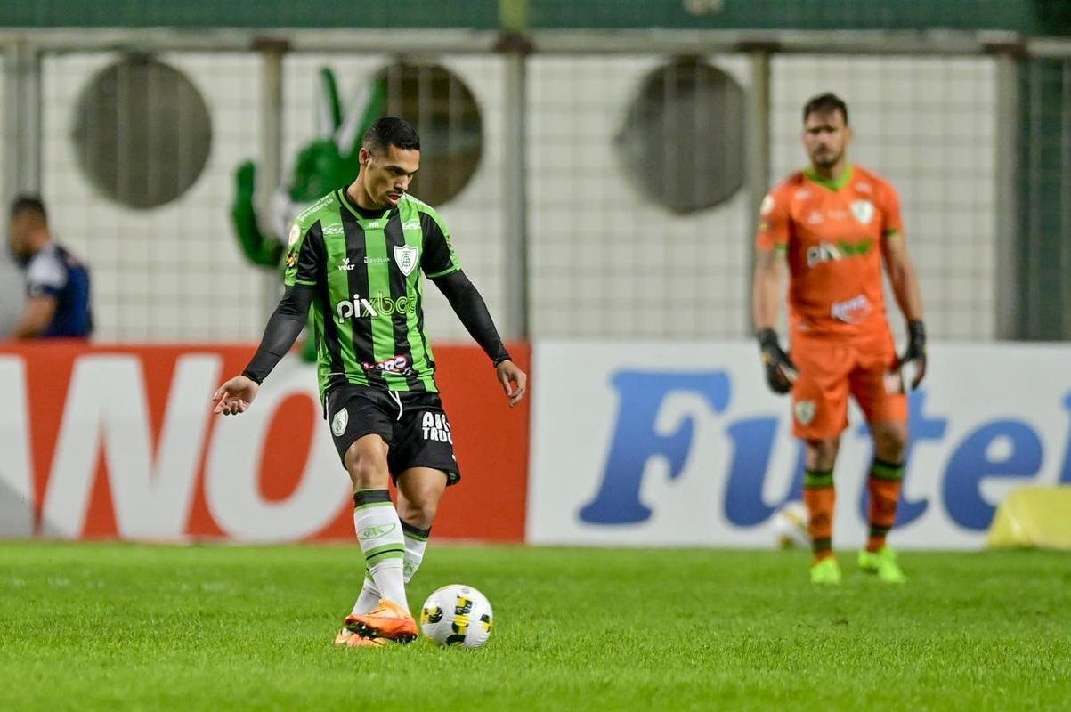Amrica recebeu o Bragantino no Independncia pela 17 rodada do Brasileiro