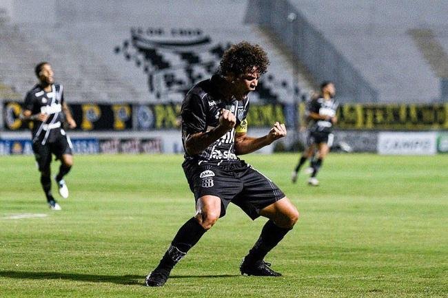 Camilo (Ponte Preta) - Jogou no Cruzeiro entre 2008 e 2010