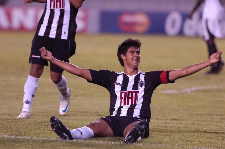 Leandro Almeida - Revelado pelo Atlético, ficou no clube entre 2007 e 2009. Foi para o Palmeiras em 2015 e ficou até 2016.