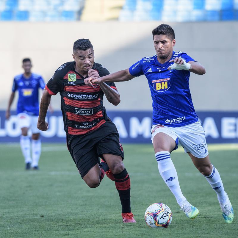 Fotos do jogo entre Oeste e Cruzeiro, pela 15ª rodada da Série B