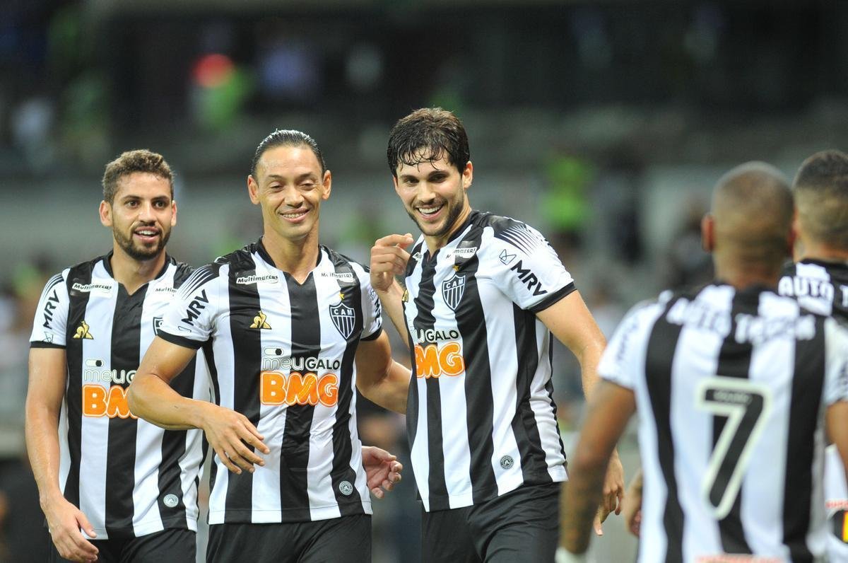 Imagens do clssico mineiro entre Atltico e Cruzeiro 