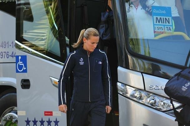 Jogadoras treinaram na Toca da Raposa II antes na estreia no Mineiro, marcada para quarta