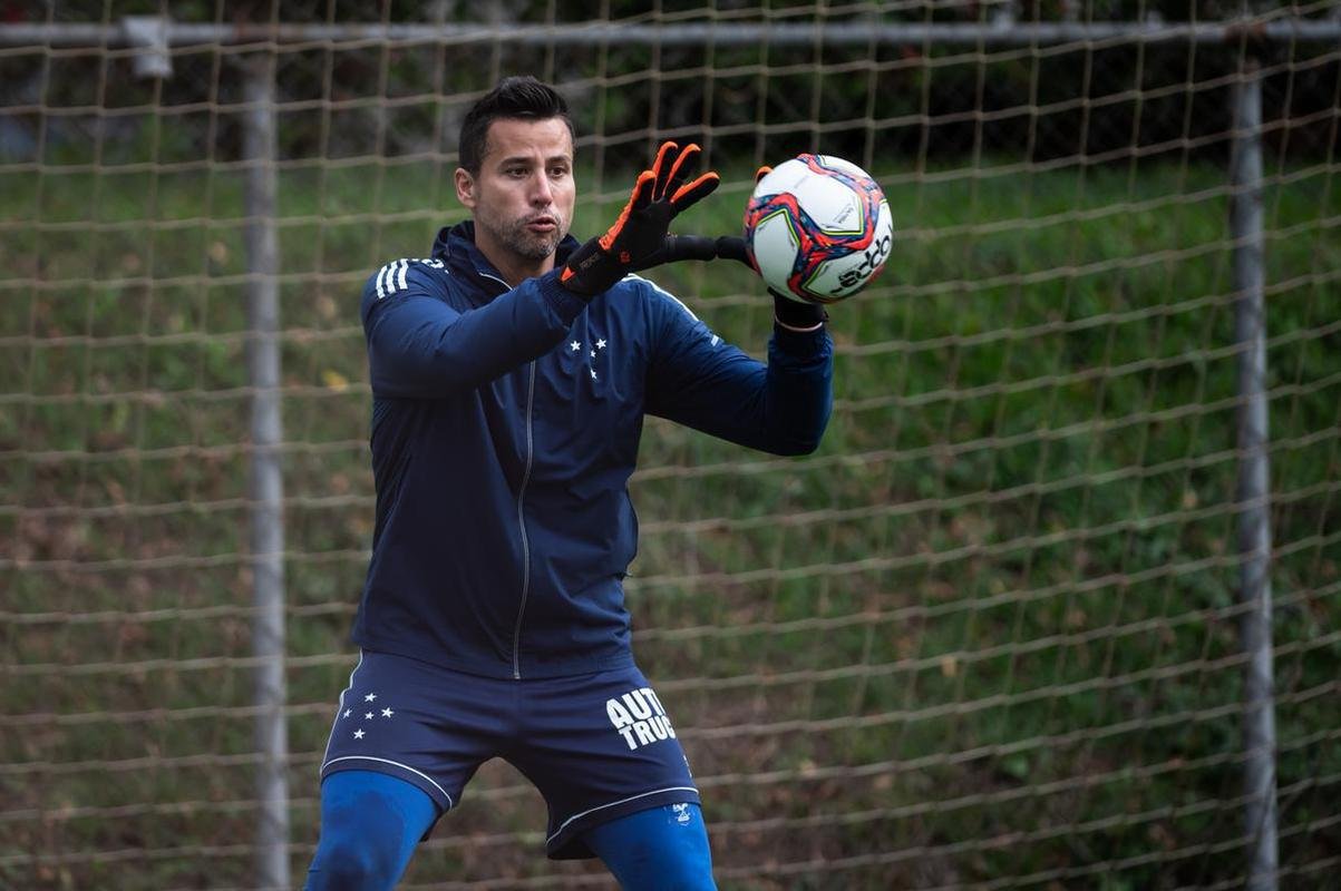 Fotos do treino do Cruzeiro desta segunda-feira (18/10)