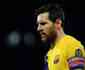 Lionel Messi anuncia que elenco do Barcelona aceitou reduzir salrios em 70%