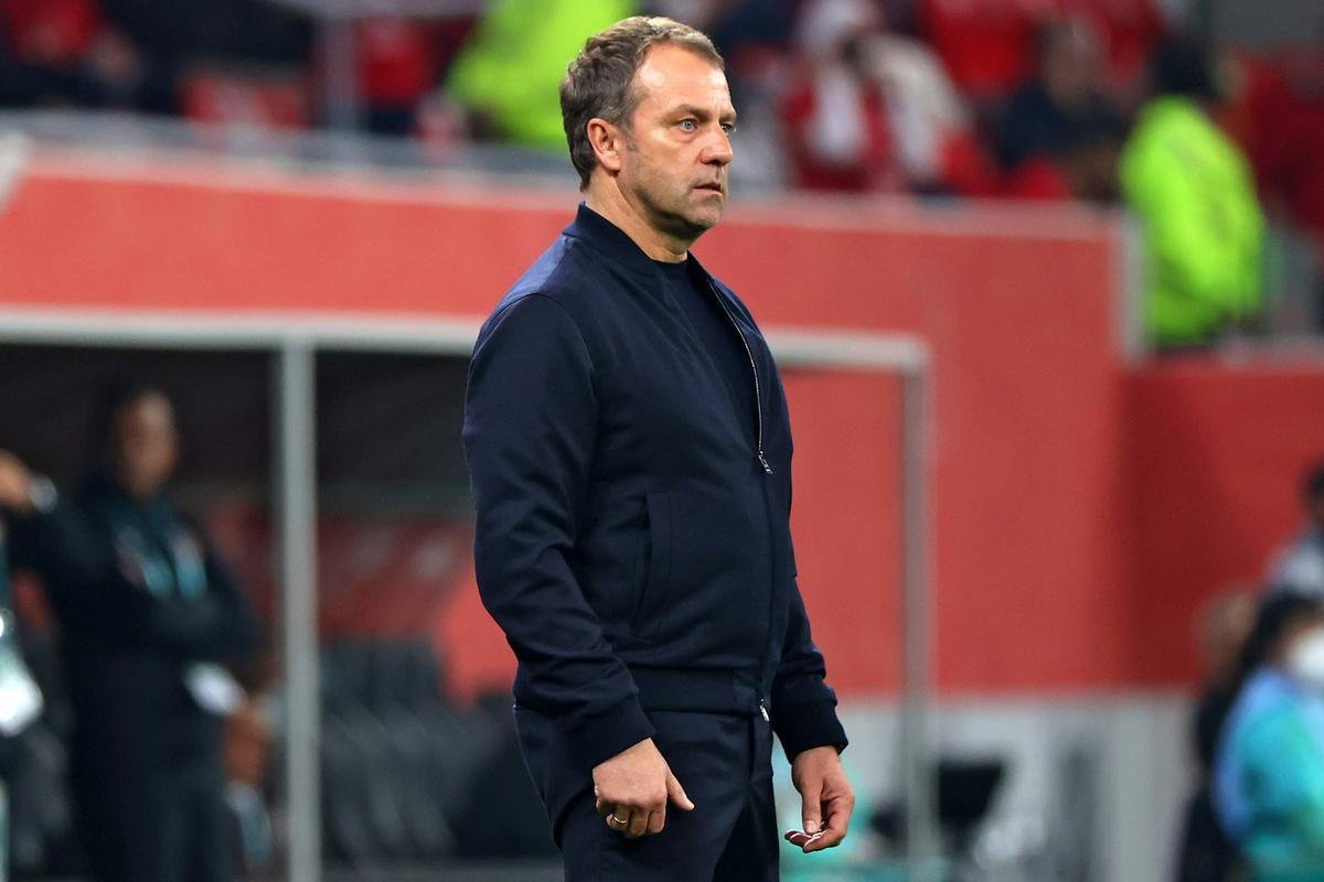 Bayern de Munique derrotou egpcios do Al Ahly por 2 a 0, com dois gols do polons Robert Lewandowski, e se garantiu na deciso do Mundial de Clubes contra o Tigres, do Mxico