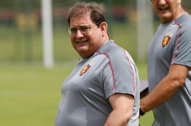 Equipe rubro-negra em preparação para jogo diante do Bragantino-SP, no próximo sábado