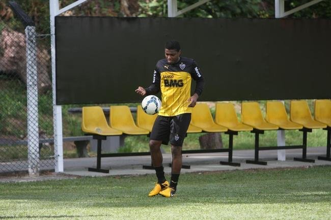 Como titular, Jemerson j conquistou a Recopa Sul-Americana e a Copa do Brasil