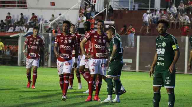 Vila Nova abriu 2 a 0, mas cedeu empate ao Guarani em duelo pela 34ª rodada da Série B