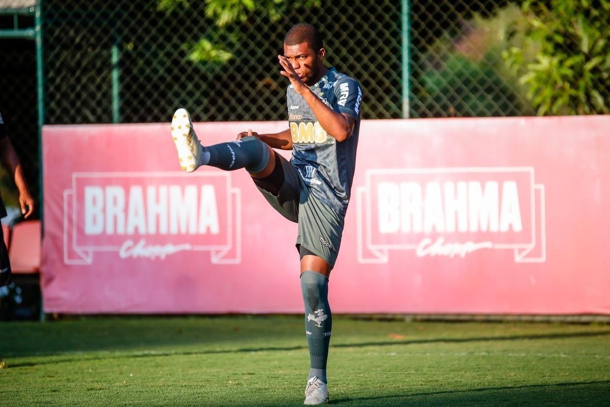 O tcnico Levir Culpi comandou, na tarde desta tera-feira, treinamento na Cidade do Galo