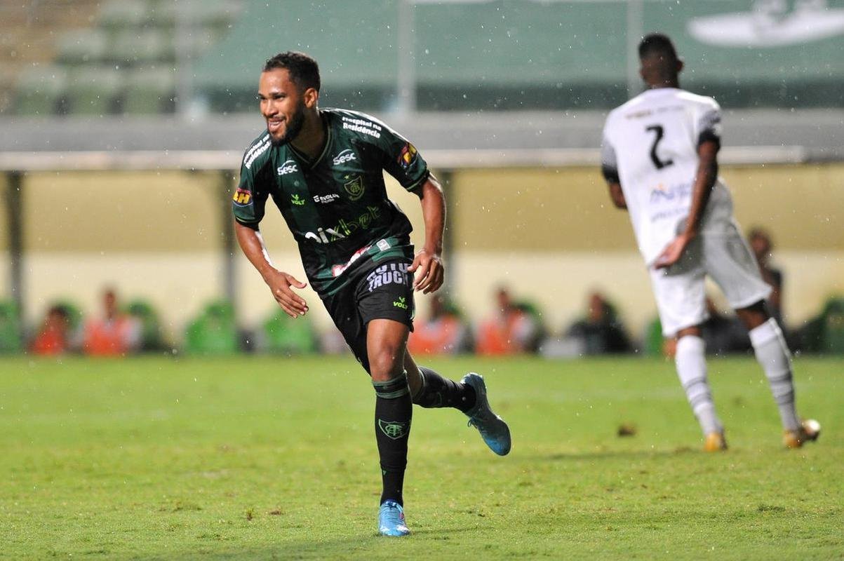 Fotos de Amrica x Athletic, no Independncia, pelo Campeonato Mineiro