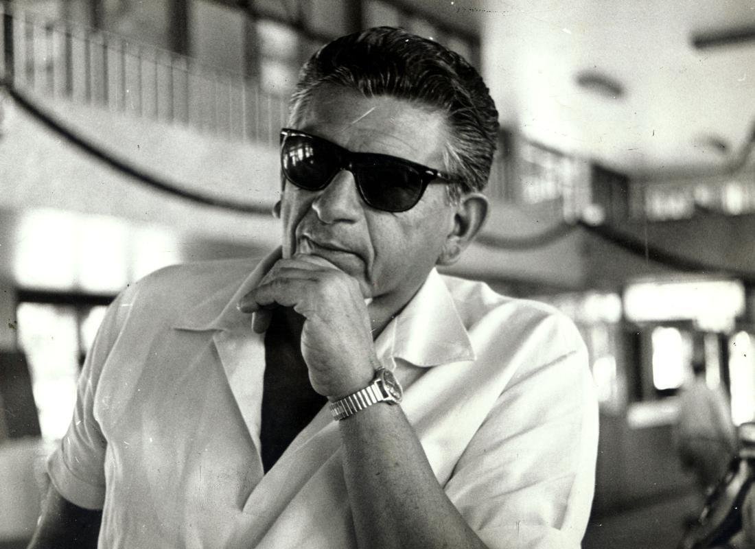 Fotos da carreira do polmico tcnico Yustrich, o Homo