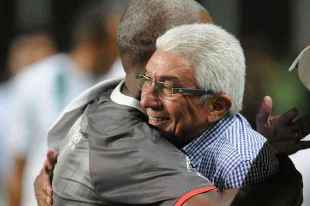 Fotos de Amrica x Tupynambs, no Independncia, pela nona rodada do Campeonato Mineiro