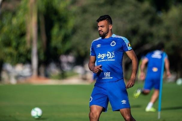 Sob o comando de Rogério Ceni, Cruzeiro treinou nesta sexta-feira na Toca da Raposa para o duelo contra o Santos, pela 15° rodada do Campeonato Brasileiro