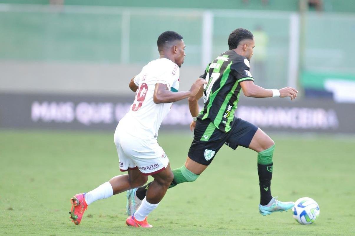 Amrica foi derrotado por 3 a 0 pelo Fluminense neste sbado (15/4), no Independncia, pela 1 rodada do Campeonato Brasileiro