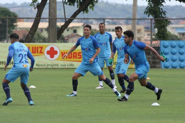 Imagens do treino do Cruzeiro nesta segunda-feira, 19 de fevereiro, na Toca da Raposa II