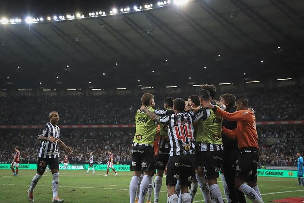 Nova vitria sobre o Flamengo, desta vez pela Copa do Brasil, aliviou ainda mais a presso sobre Mohamed