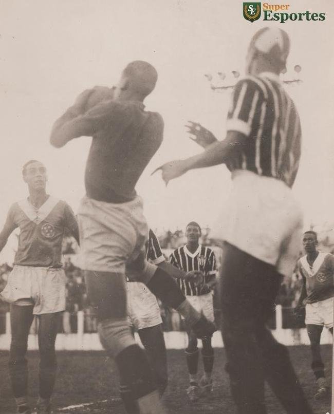 Rivalidade entre Cruzeiro e Atltico cresceu a partir nos anos 1940