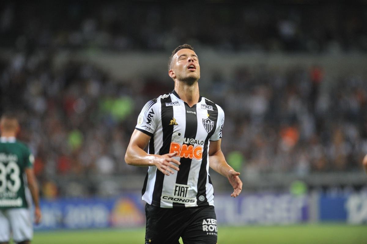 Atltico enfrentou o Gois em jogo do Campeonato Brasileiro 