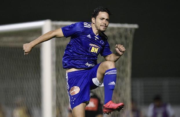 Depois de empatar por 1 a 1 com o Boa, em jogo único da segunda fase da Copa do Brasil, o Cruzeiro venceu nos pênaltis por 5 a 4 e avançou na competição. Partida foi realizada no Estádio Melão, em Varginha, na Região Sul de Minas.