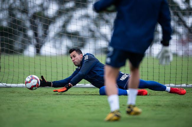 Jogadores do Cruzeiro treinaram na manhã deste domingo na Toca da Raposa II